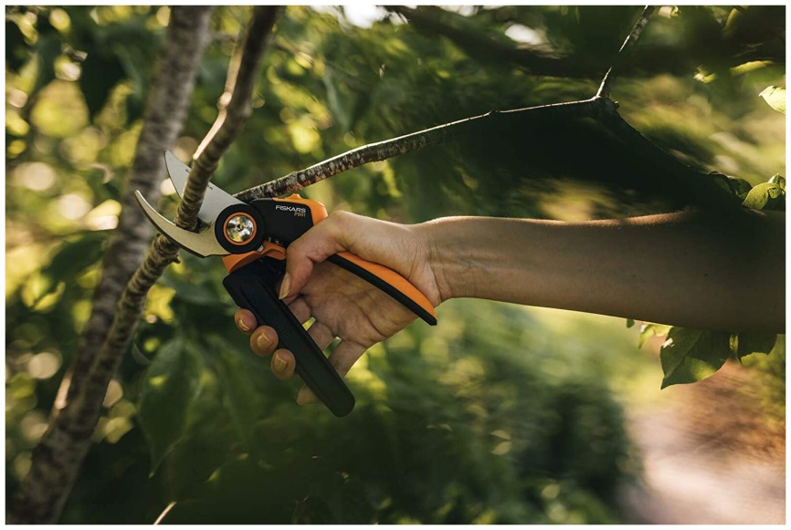 Секатор Fiskars плоскостной Xseries PowerGear L P961 фото 4